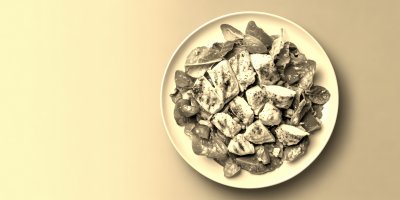 Plate With Caesar Salad On Mint Background Salad With Chicken Ultra Realistic Photorealistic Ar 2 1 1736074245 Gigapixel Standard 6x Sepia